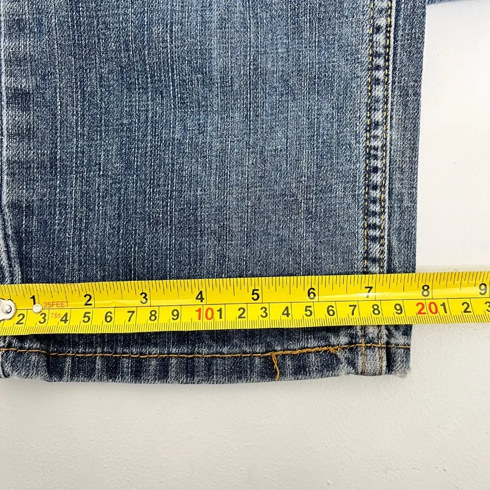 Levi's 505 Mens Size 30X32 Straight Fit Jeans Blue‎ Denim Pockets Retro Inspired